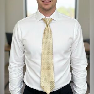 Michael Kors Mens 100% Silk Tie Yellow Blue Suit Business Office Classic